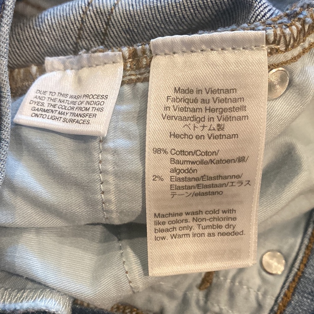 J. Crew Jean Shorts - Picture 6 of 6